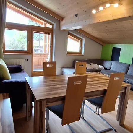 Apartment Haus Berndt Schwemberger Fuegen